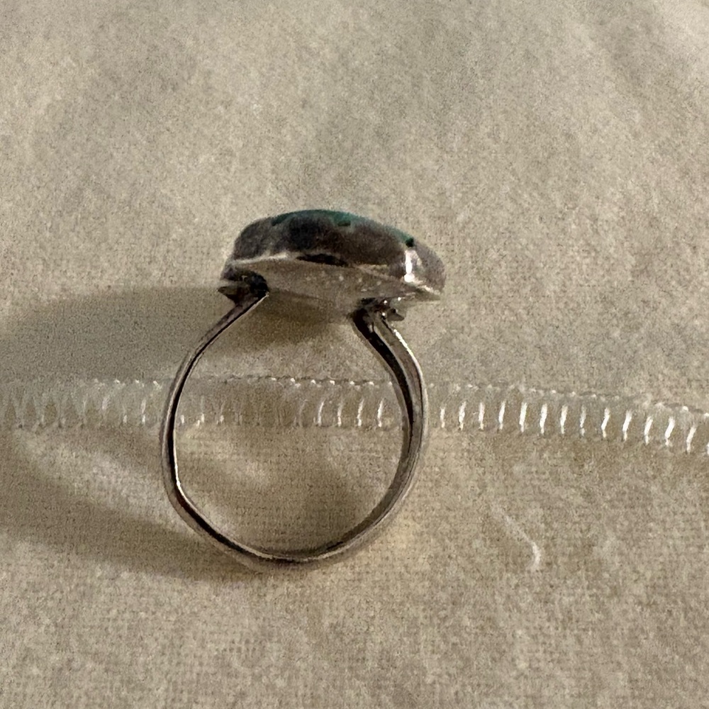 Silver Turquoise Ring - Picture 3 of 5